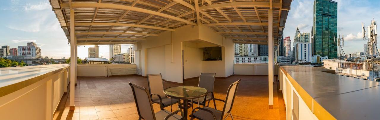 P18 Hotel Бангкок Екстер'єр фото